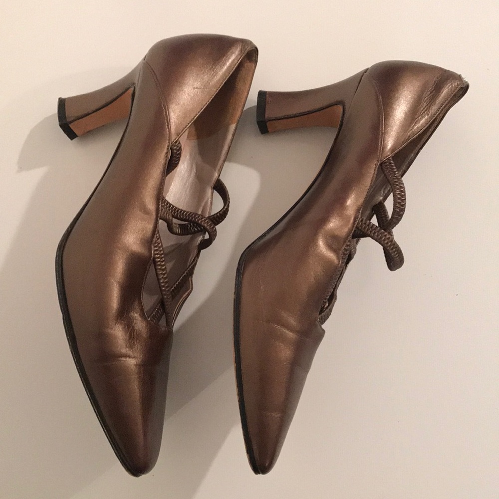 Shoes - Picture 3 of 4